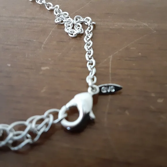 Avon Necklace - Picture 5 of 6